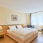 Waghäuseler Hof Gmbh Hotel 3*