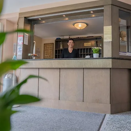 Hotel Waghauseler Hof Gmbh