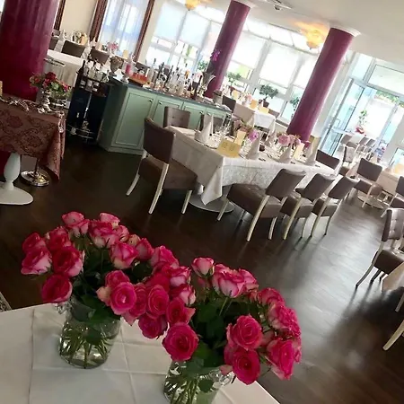 Hotel Waghaeuseler Hof Gmbh 3*
